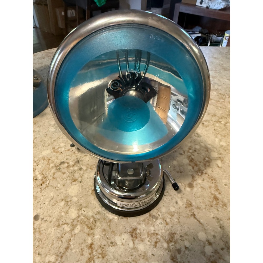 Vintage Optronics Super Venus Utility Light Chrome Vacuum Mount 12V Spotlight